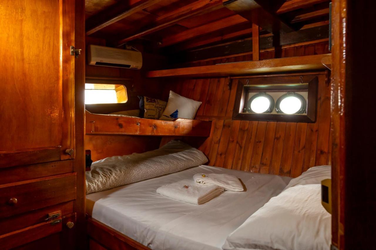 Venezia Boat & Breakfast Caicco Freedom Hotel Bagian luar foto